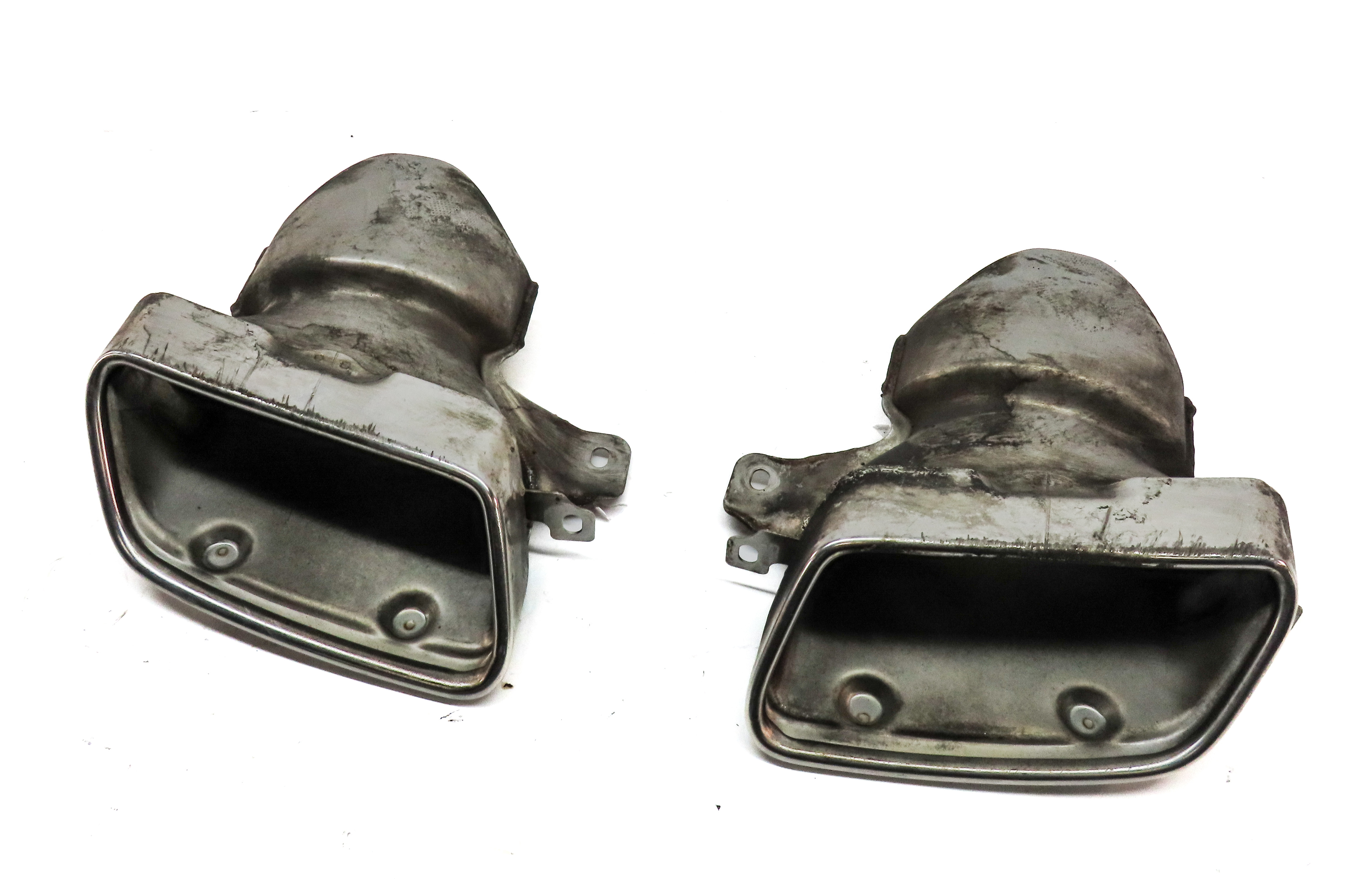 12-13 MERCEDES E350 W212 REAR LEFT & RIGHT EXHAUST MUFFLER TIP SET/2 (CHROME) — exact item pictured